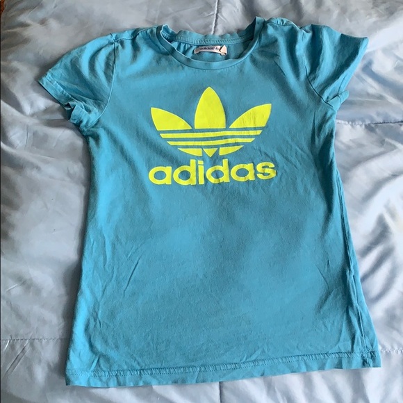 adidas Tops - Adidas T-shirt adidas Tops - Adidas T-shirt